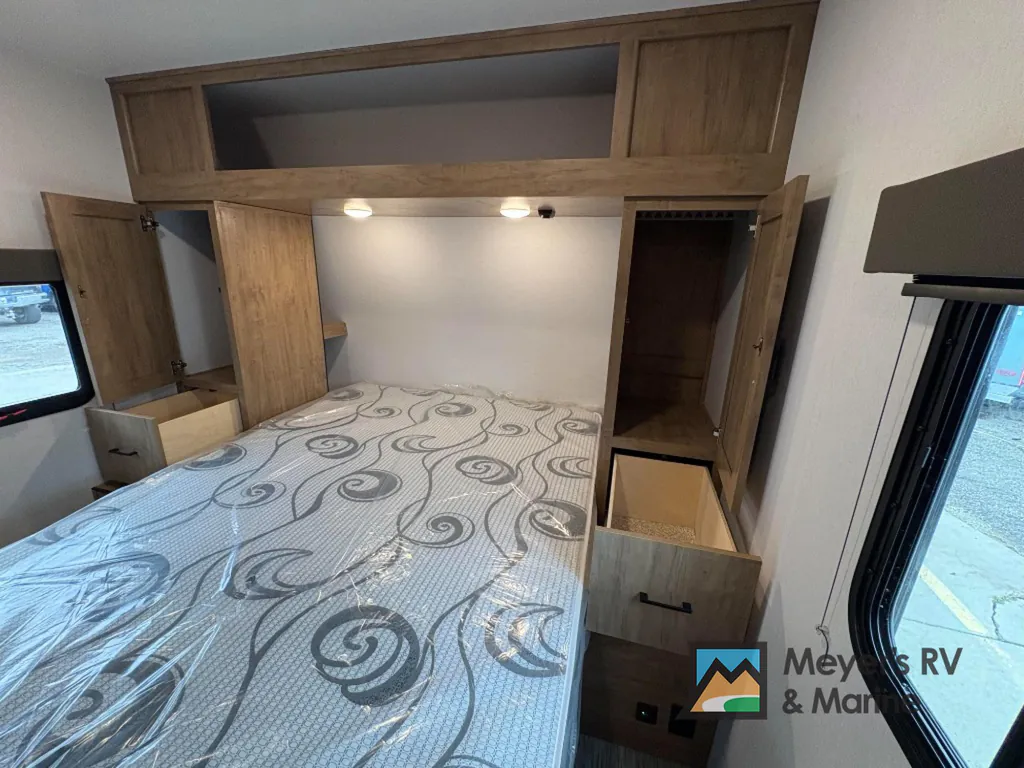 2025 Coachmen Freedom Express Select 29SE, Photos photo 24