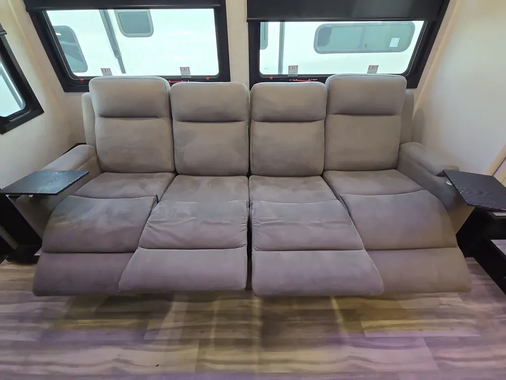 2025 Jayco Seismic Luxury Series 4113, Photos photo 32