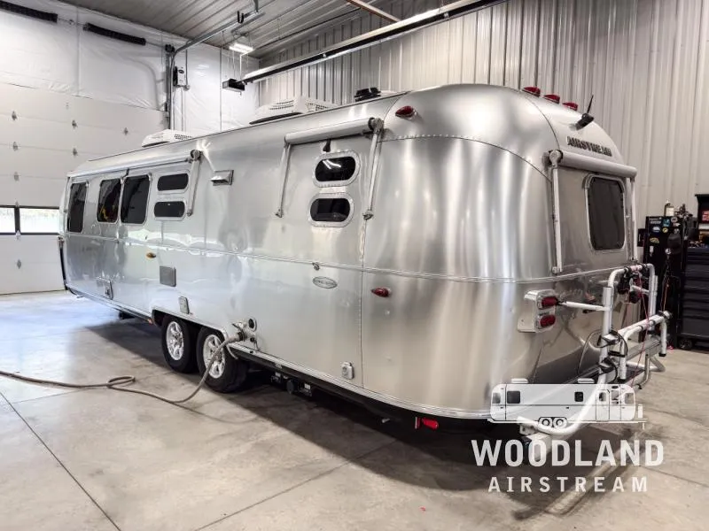 2017 Airstream Flying Cloud 30 BUNK - Photo 4