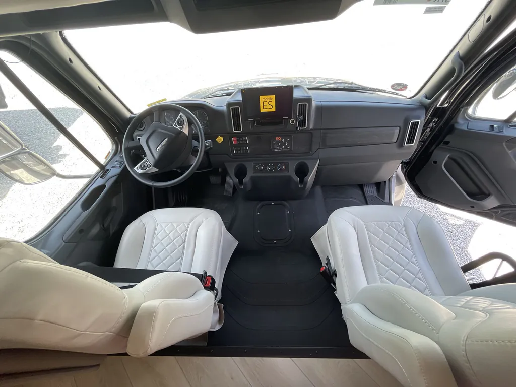 2027 Entegra Coach Accolade 37K, Photos photo 29