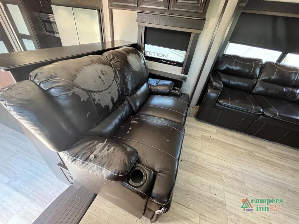 2018 Grand Design Momentum 376TH, Photos photo 16