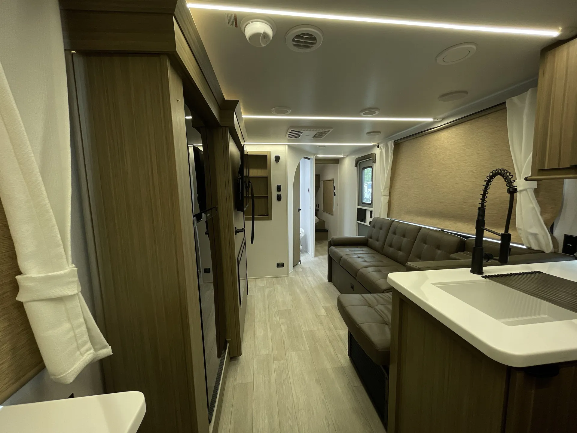2025 Forest River Salem Cruise Lite 24VIEW — main living area