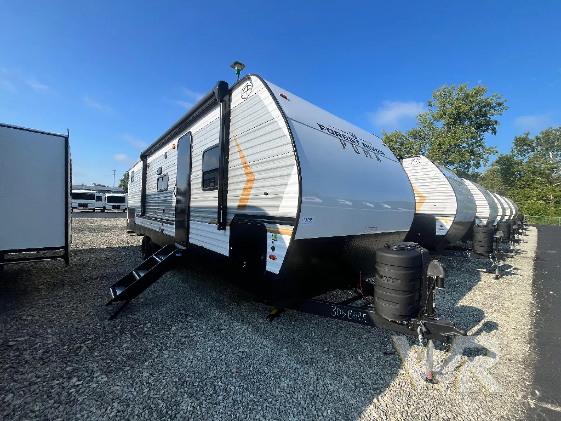 2026 Palomino Puma Camping Edition 305BHCE - Photo 2