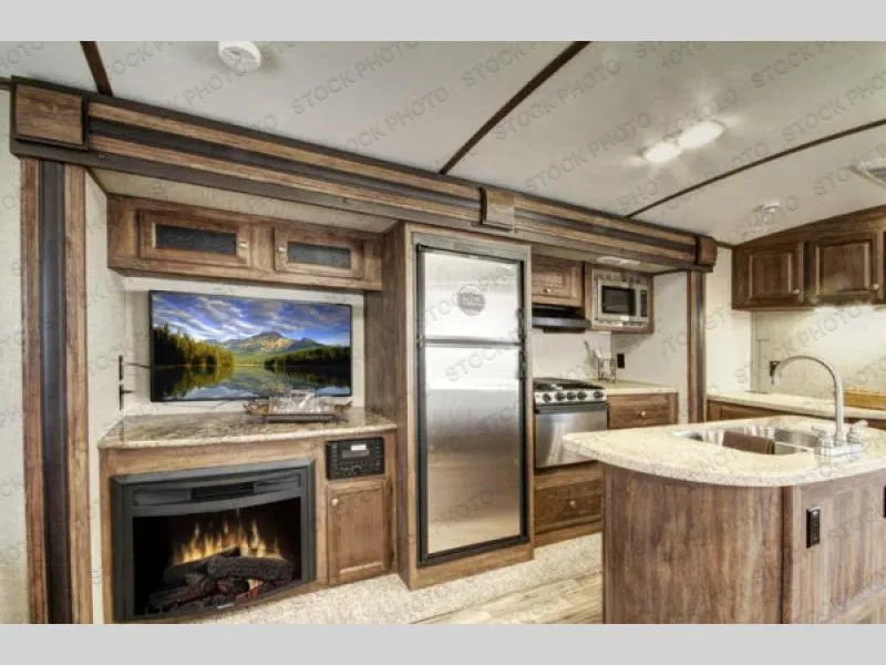 2018 Keystone RV Cougar 30RL - Photo 4