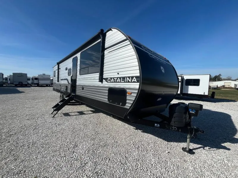 2026 Coachmen Catalina Legacy Edition 343BHTS (2 Queen Beds) - Photo 2