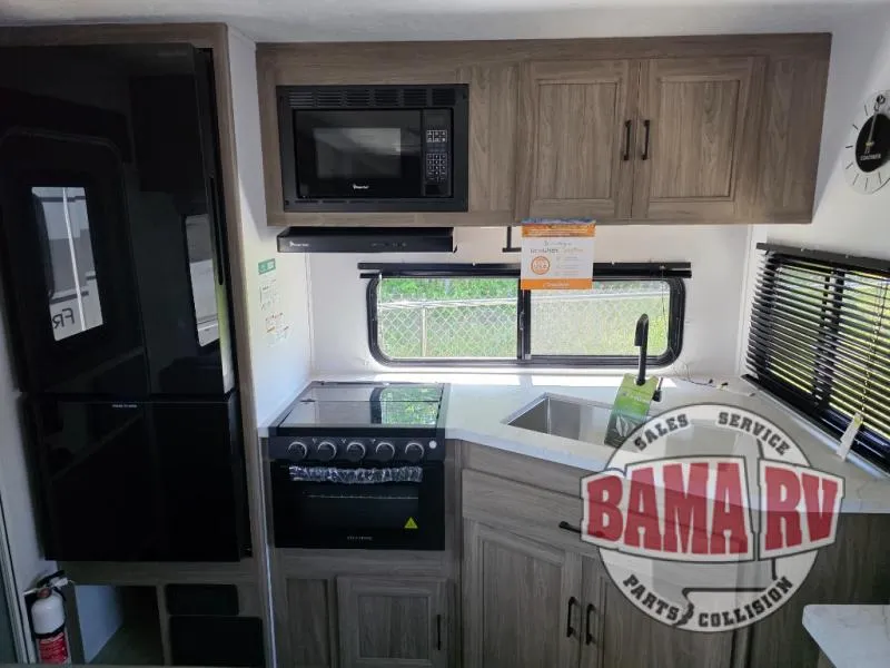 2026 Coachmen Freedom Express Select 247SE - Photo 3