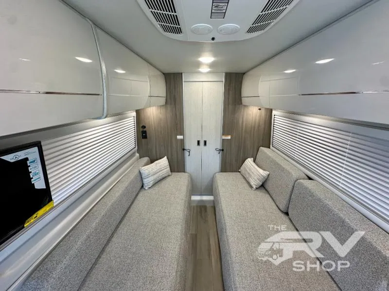 2026 Thor Motor Coach Tellaro 20L - Photo 3