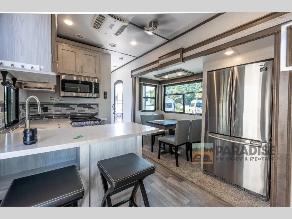 2020 Keystone Montana High Country 377FL, Photos photo 3