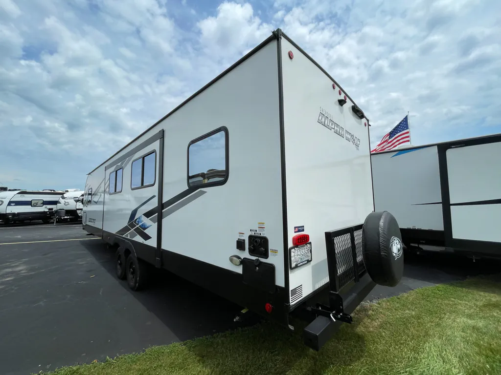 2024 Forest River Cherokee Alpha Wolf 30RDB-L, Photos photo 17