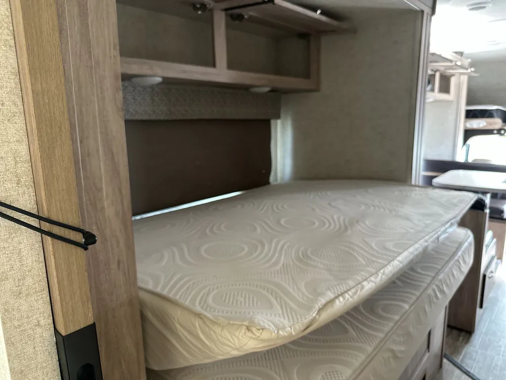 2019 Forest River Forester 2421MS, Photos photo 13