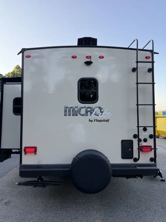 2019 Forest River Flagstaff Micro Lite 25FBLS, Photos photo 6