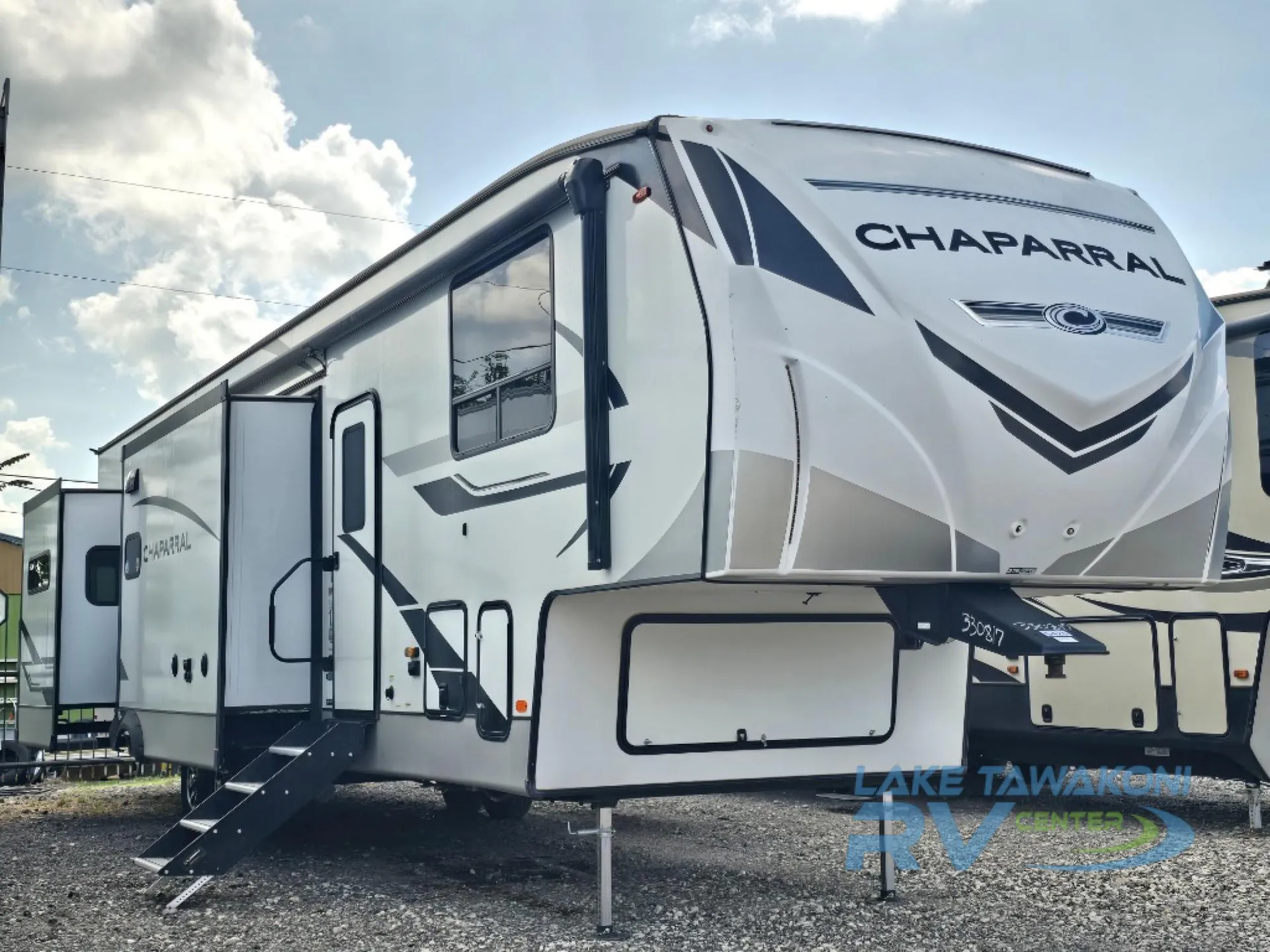 2024 Coachmen Chaparral 375BAF - Photo 2
