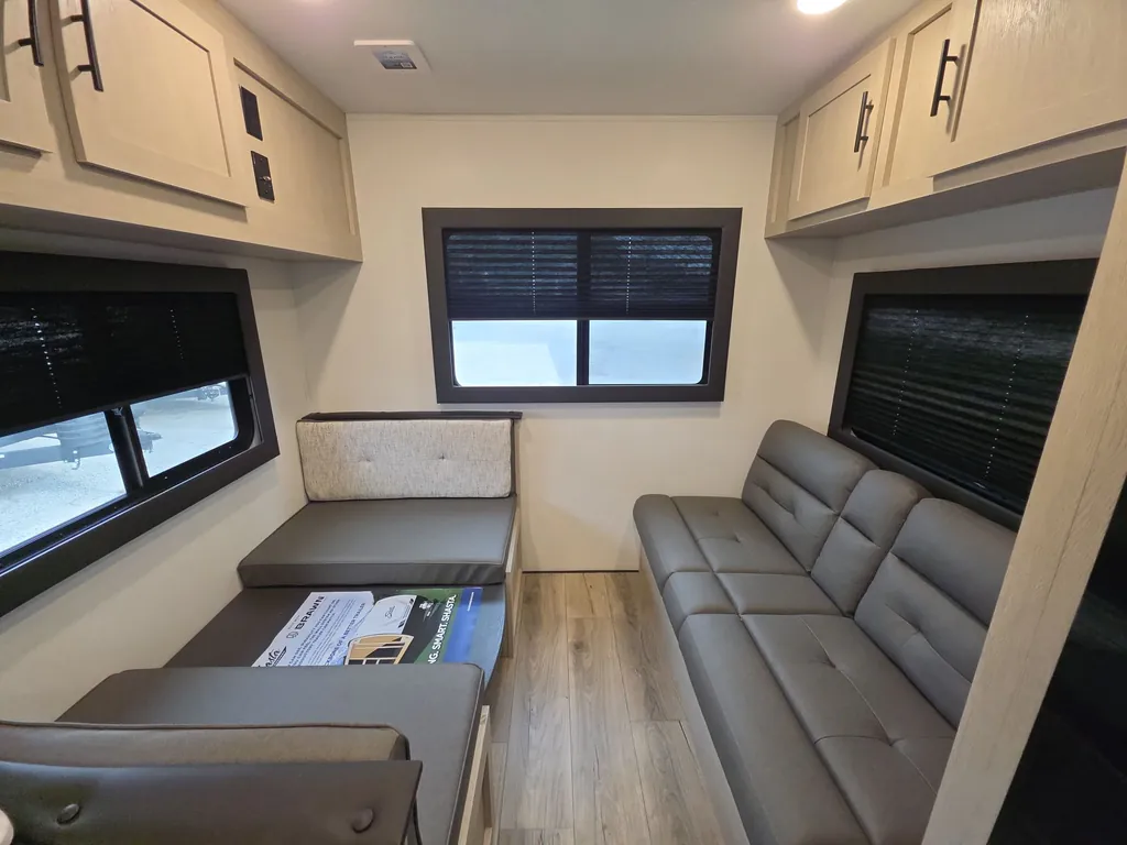 2026 Shasta RVs i-5 Edition 521CK, Photos photo 12