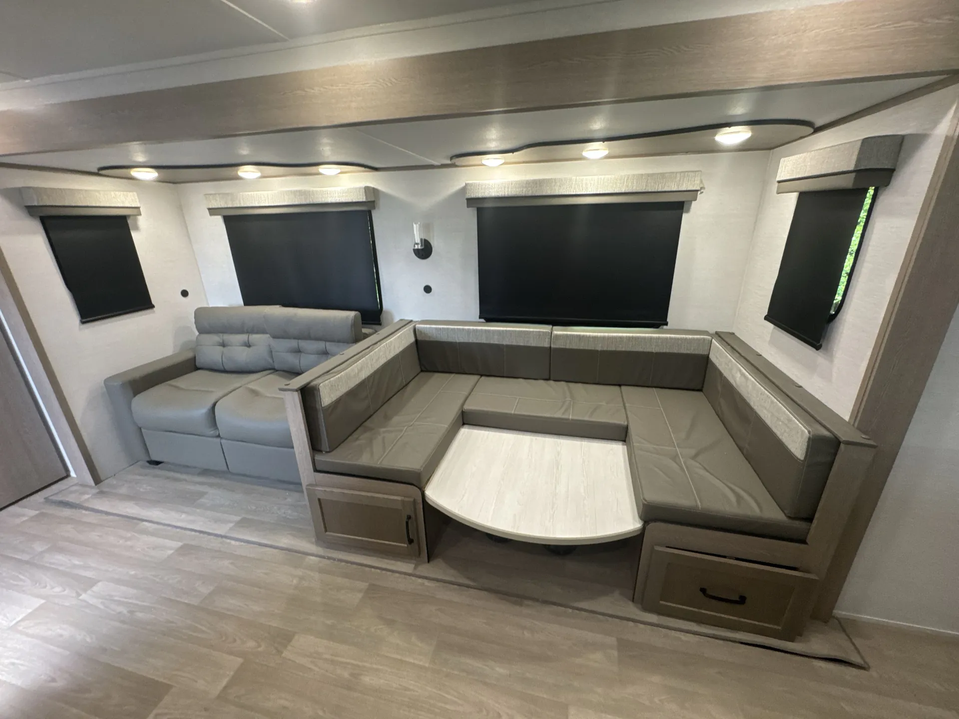 2027 Gulf Stream Conquest Supreme 285DBS — living area main