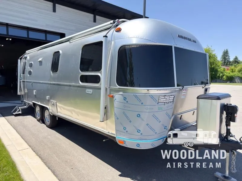 2026 Airstream Globetrotter 27FB - Photo 2