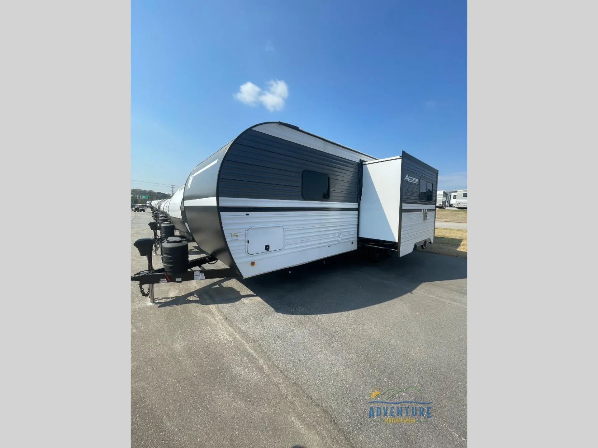 2026 Winnebago Access 25BH - Photo 4