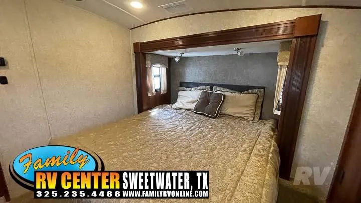 2015 Forest River Wildcat 333MK, Photos photo 24