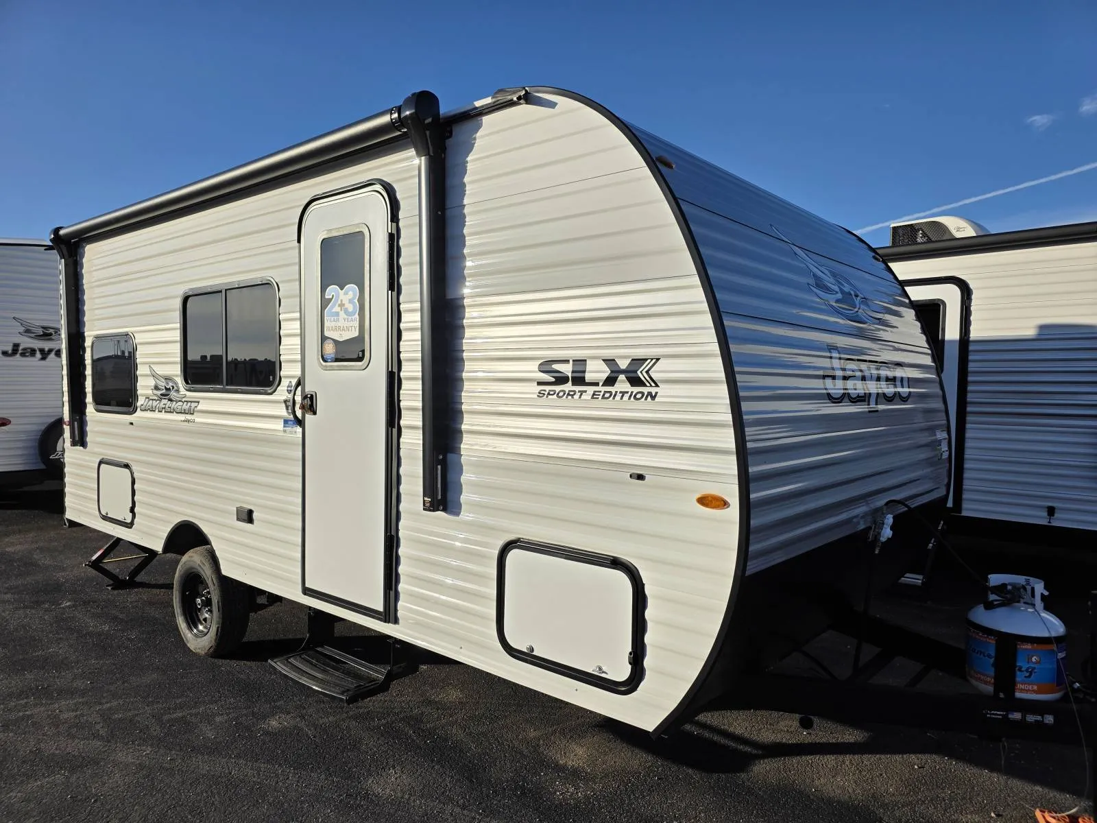 2026 Jayco Jay Flight SLX 172DB - Photo 2
