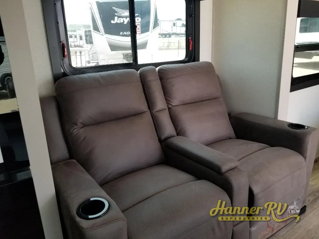 2026 Jayco Jay Feather 21MML - Photo 3