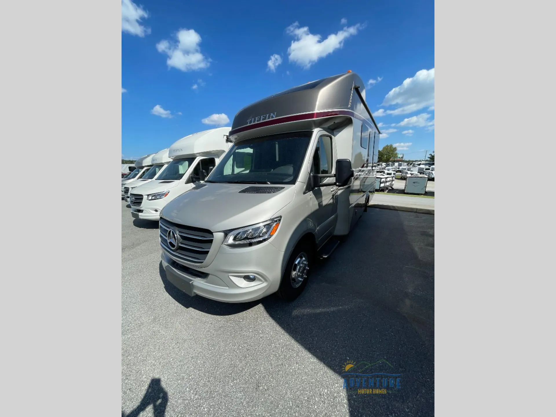 2024 Tiffin Wayfarer 25 RLW - Photo 4