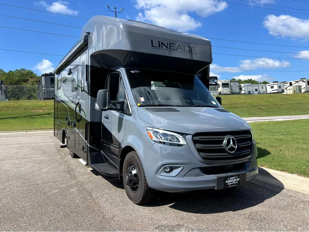 2026 Grand Design Lineage Series M 25TK - Photo 2