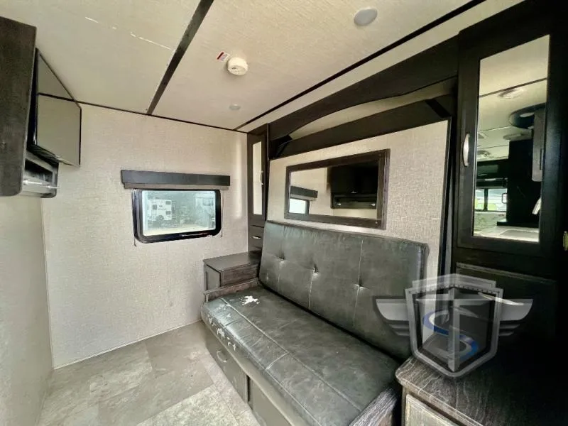 2019 Grand Design Imagine XLS 19RLE - Photo 2