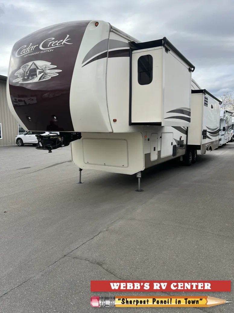2018 Forest River Cedar Creek Hathaway Edition 36CK2 - Photo 4
