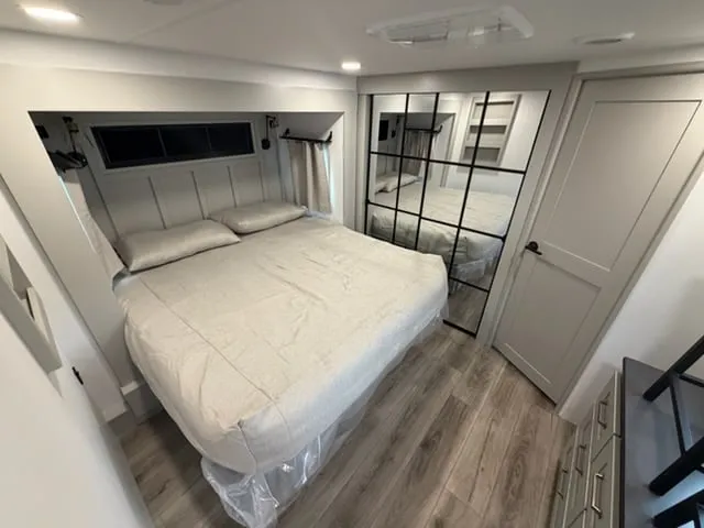2026 Brinkley Model G 4150, Photos photo 28