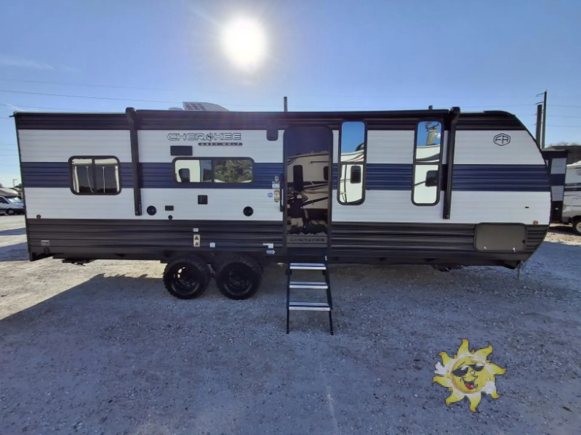 2026 Forest River Cherokee Grey Wolf 22RR — Photo 6