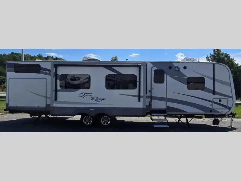 2018 Highland Ridge Open Range Roamer RT328BHS - Main photo