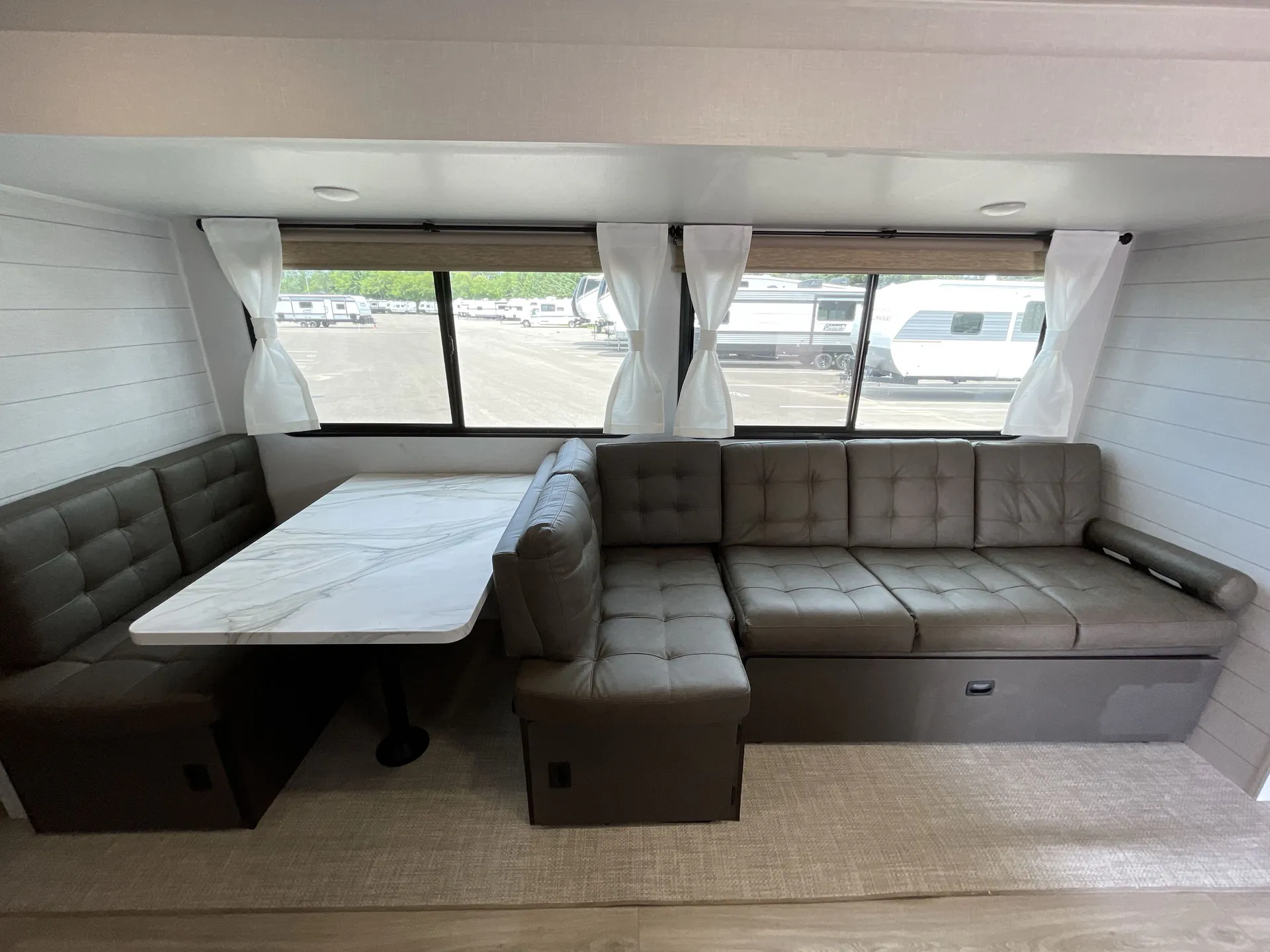 2027 Forest River Wildwood 31KQBTS — living area main
