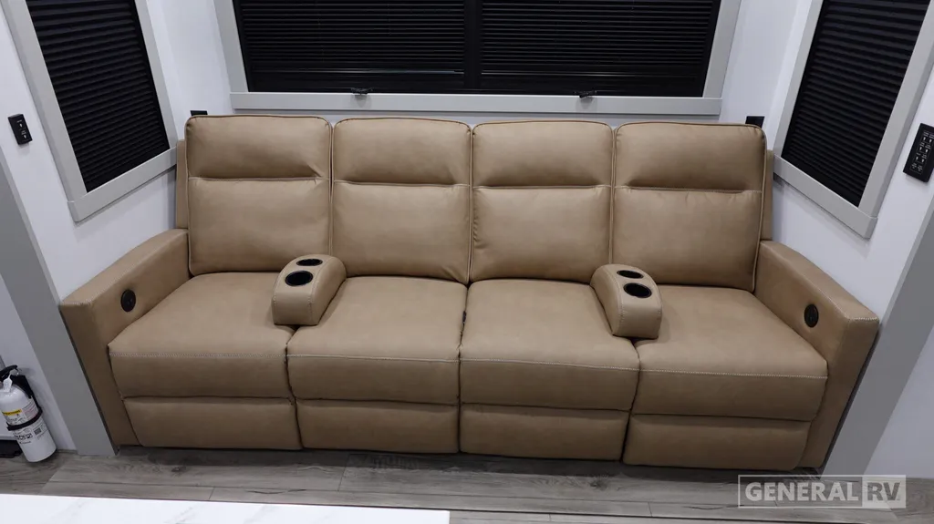 2026 Brinkley Model G 4000, Photos photo 22