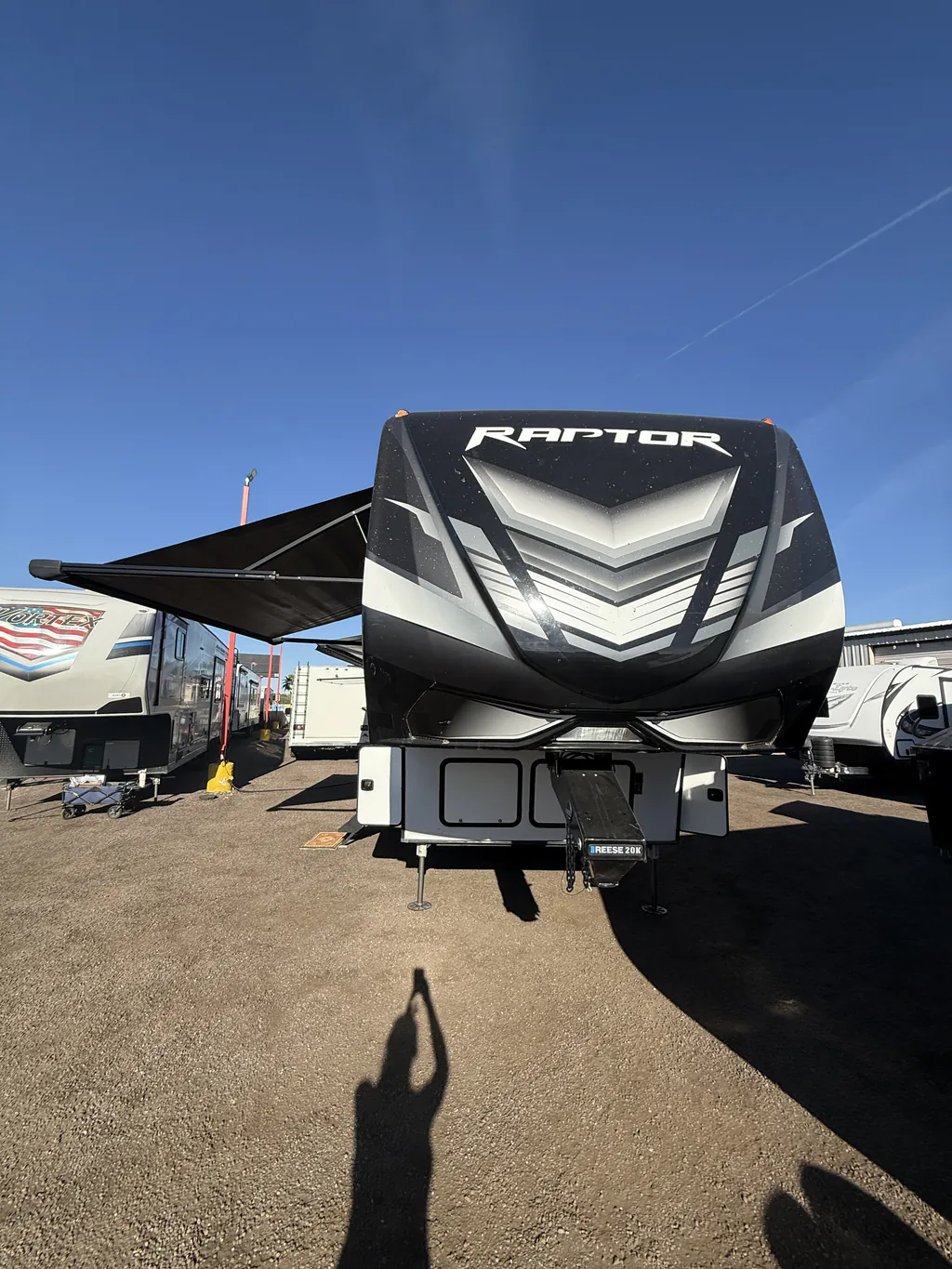 2022 Keystone Raptor 423, Photos photo 10