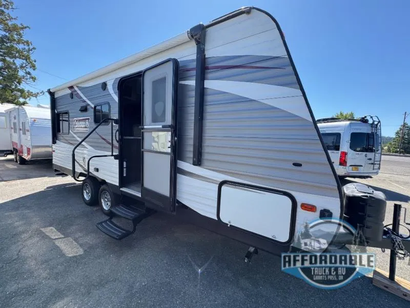 2018 Dutchmen RV Coleman Lantern Series 202RDWE - Main photo