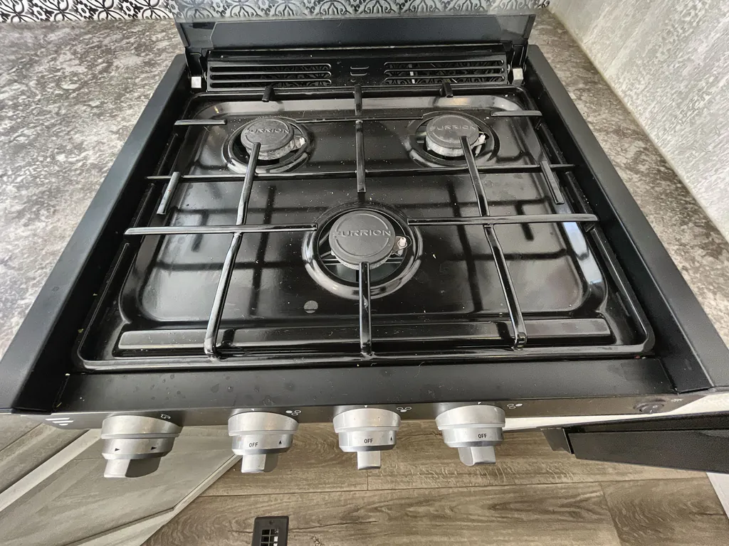 2024 Shasta I-5 530QB, Photos photo 8
