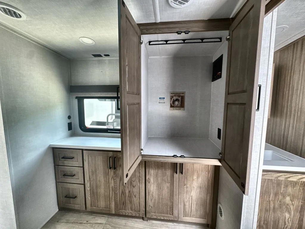 2027 Forest River Rockwood Mini Lite 2523MBR — Photo 6