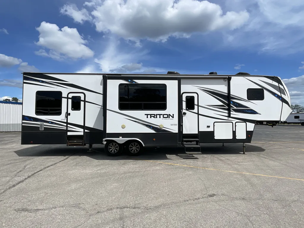 2020 dutchmen Triton 3551, Photos photo 7