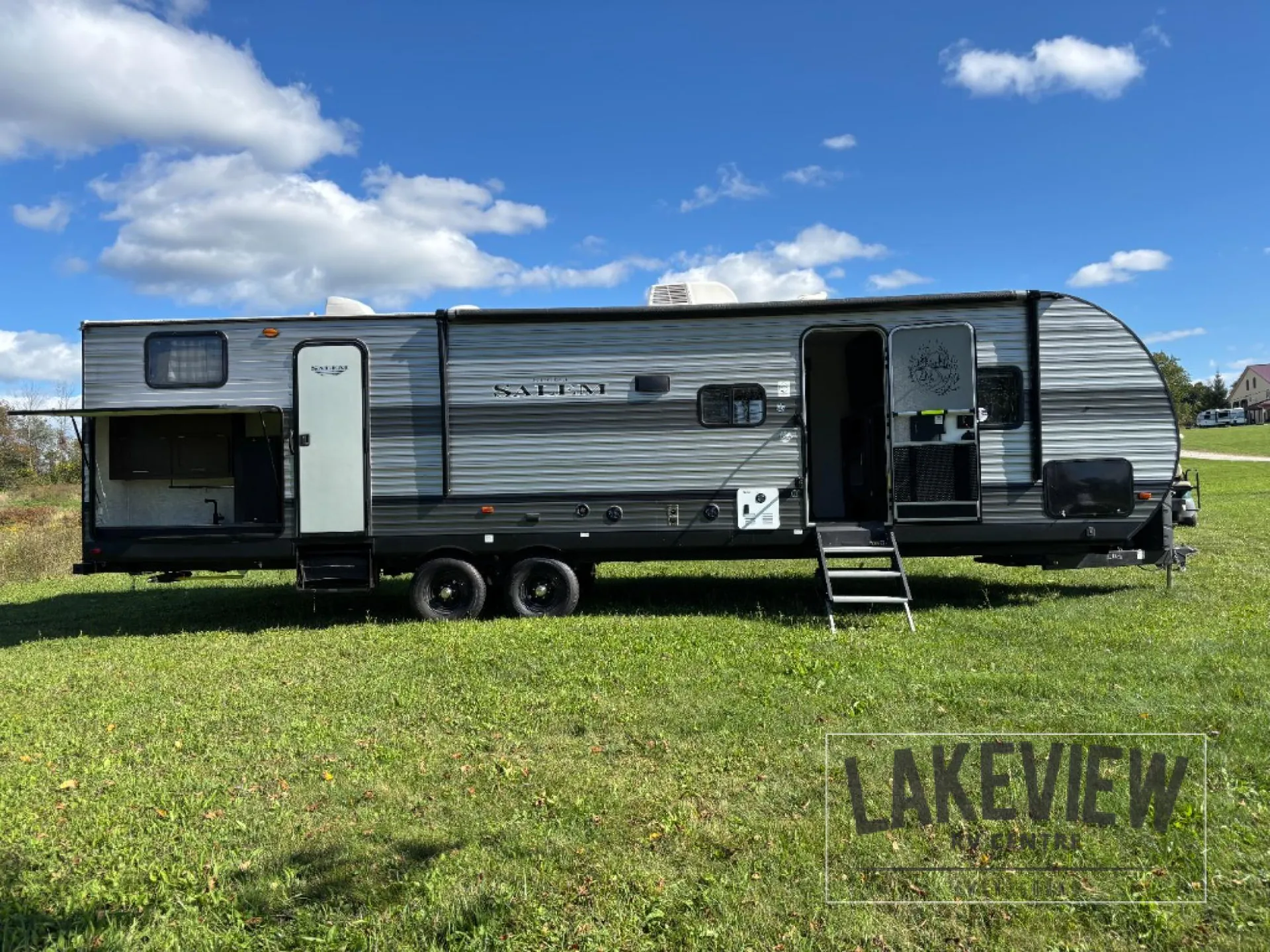 2020 Forest River Salem 32BHDS - Photo 2