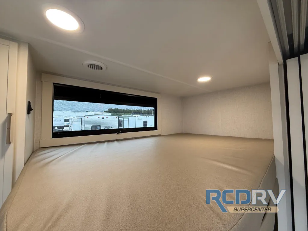 2026 Brinkley Model I 294, Photos photo 7