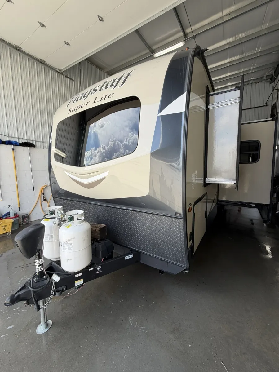 2019 Forest River Flagstaff Super Lite 27BHWS - Photo 4