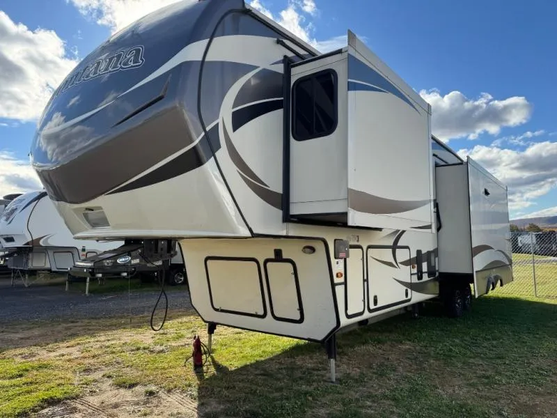 2015 Keystone RV Montana Used    3611 RL - Main photo