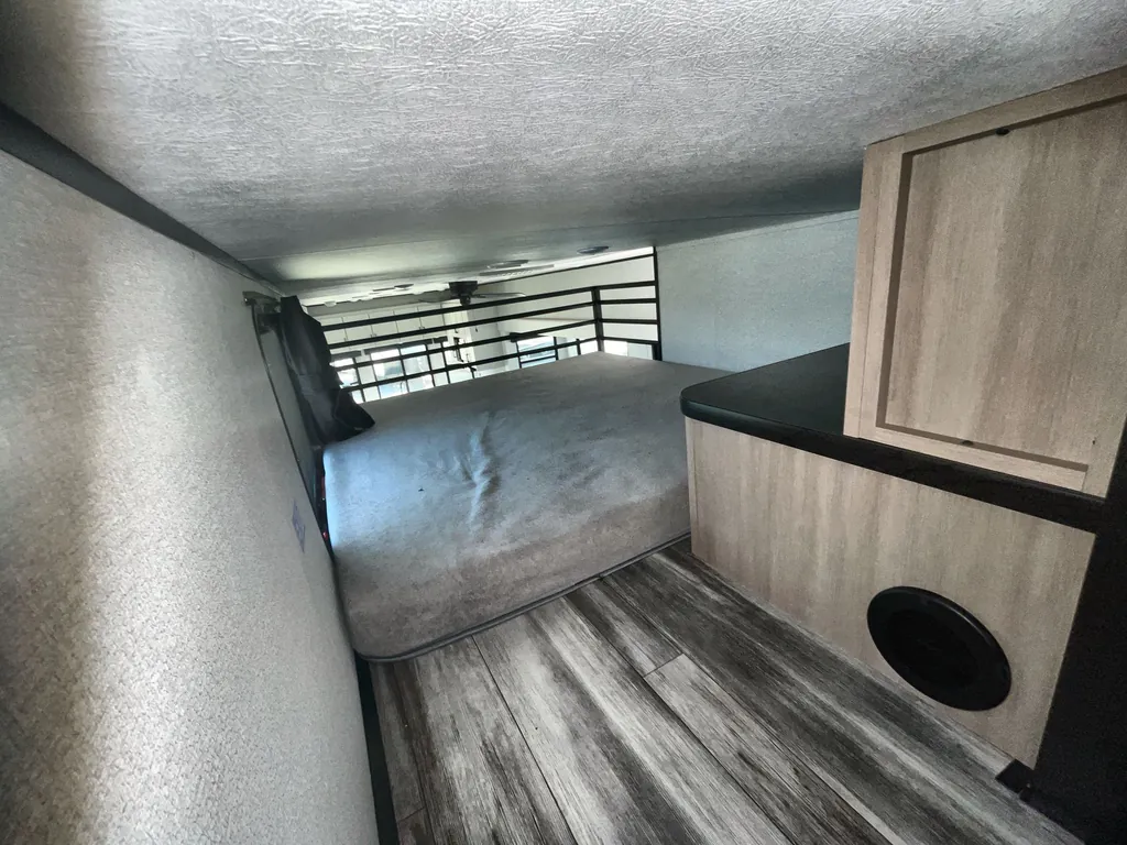 2026 Jayco Jay Flight Bungalow 404LOFT DS, Photos photo 13
