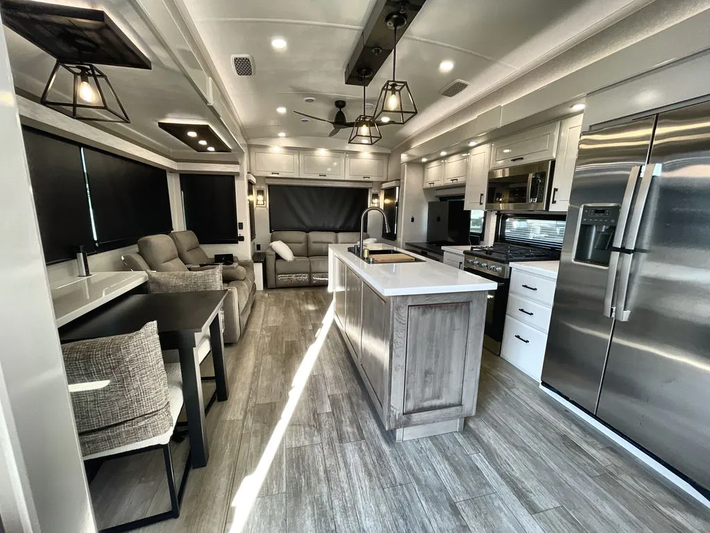 2026 Jayco Pinnacle 36FBTS, Photos photo 12