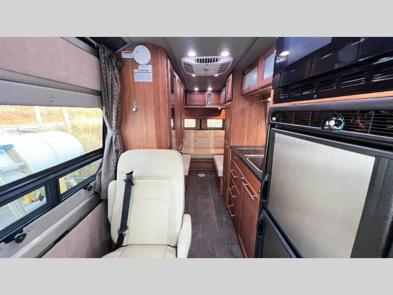 2016 Roadtrek Adventurous Used    CS - Photo 3