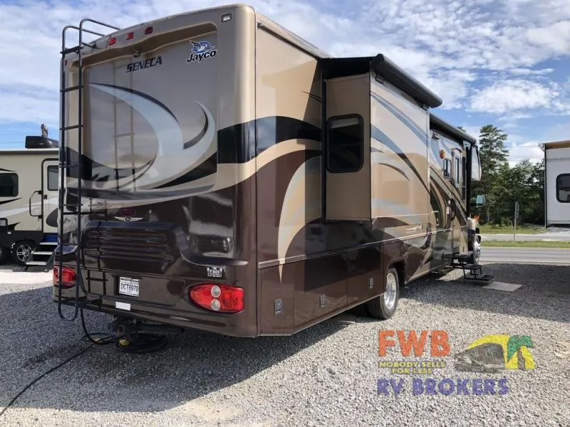 2009 Jayco Seneca HD 36MS - Photo 3