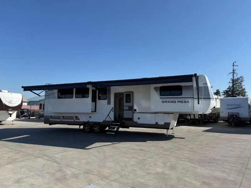 2026 Forest River Puma Grand Mesa 394RKL - Photo 4