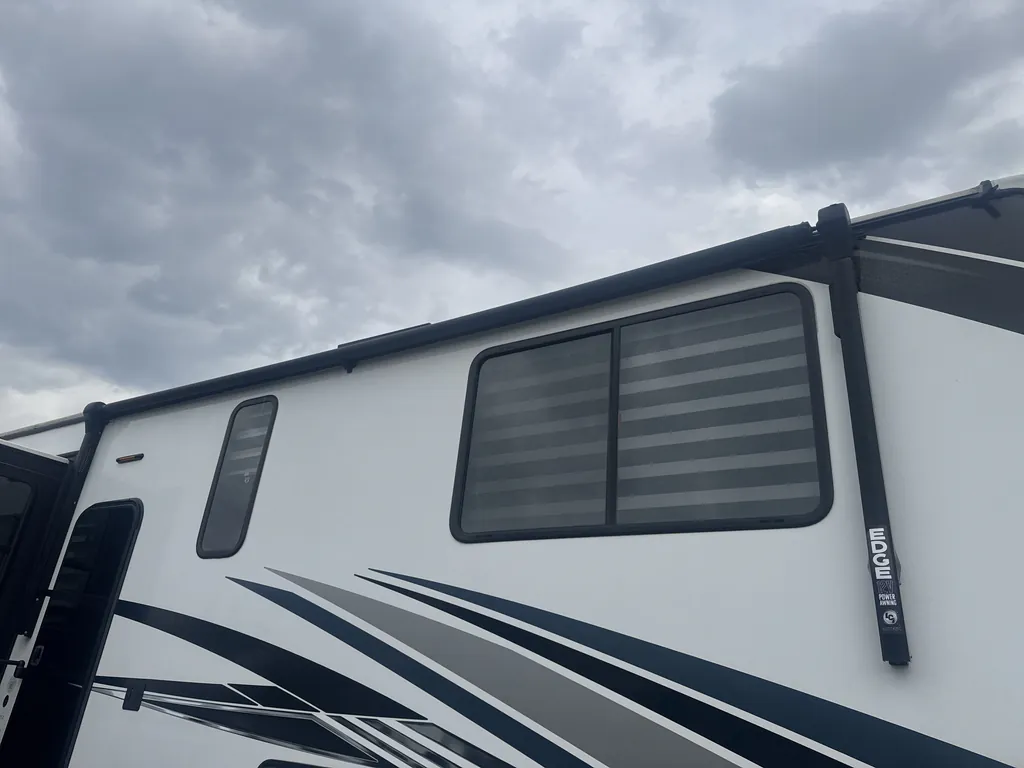 2021 Forest River Rogue Armored 351G2, Photos photo 21