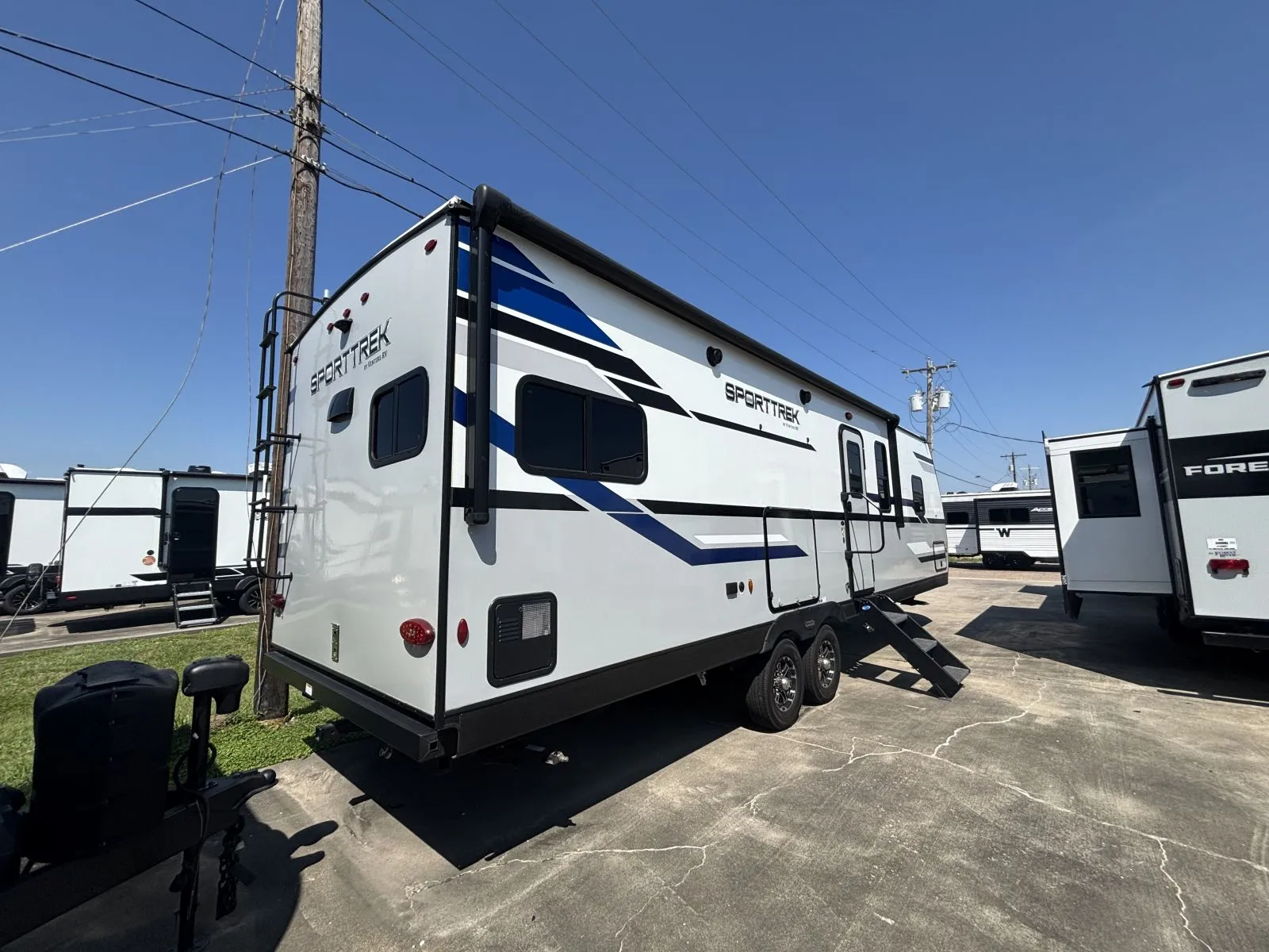2022 Venture RV SPORTTREK 291VRK Travel Trailer - Photo 2