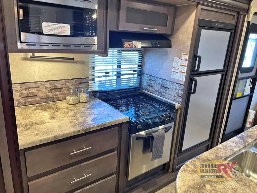 2016 Forest River Surveyor 265RLDS, Photos photo 10
