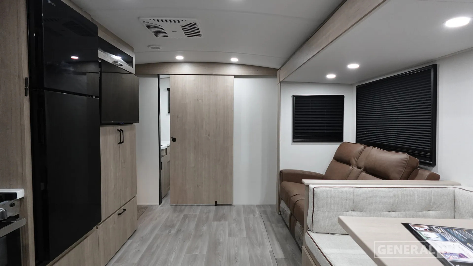 2026 Grand Design Imagine 2600RB - Photo 3